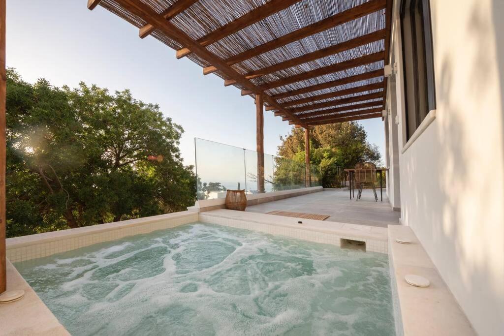 Villa Forest View 2 *
